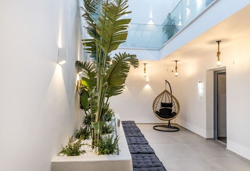 בית מלון כפרי Alenor City