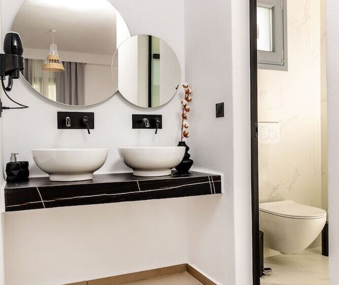 בית מלון כפרי Alenor City