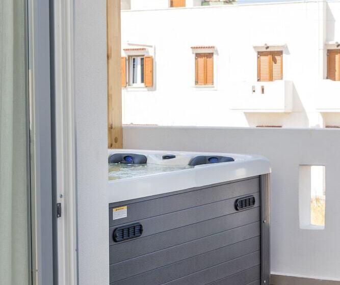 בית מלון כפרי Alenor City