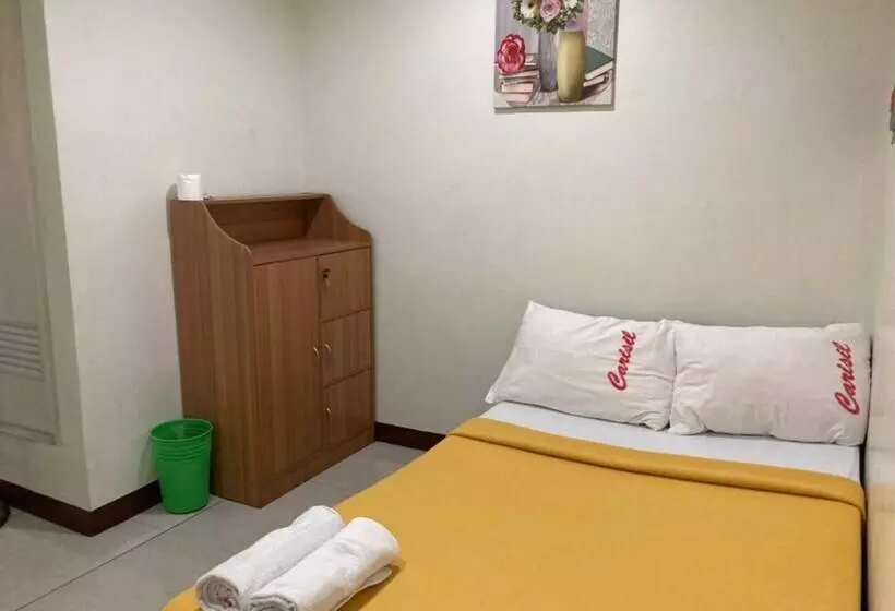 ホテル Carisil Bldg By Oyo Rooms