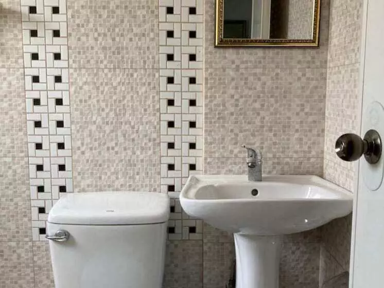 ホテル Carisil Bldg By Oyo Rooms