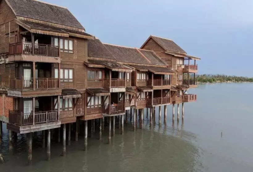 هتل De Water Chalet Langkawi Lagoon