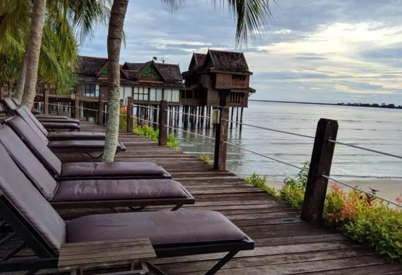 هتل De Water Chalet Langkawi Lagoon