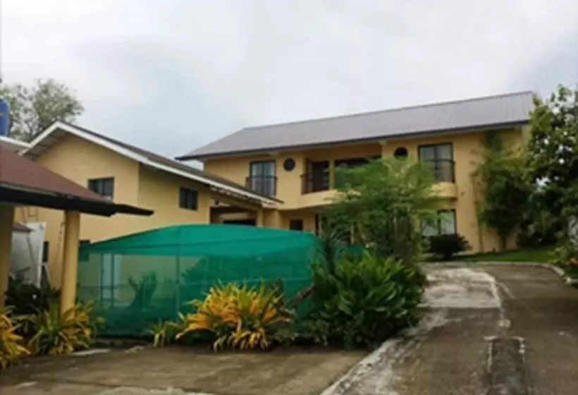 Hotelli Palm Seaside Inn And Beach Resort