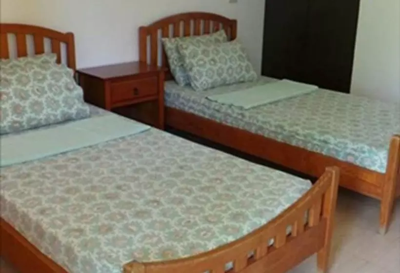 Hotelli Palm Seaside Inn And Beach Resort