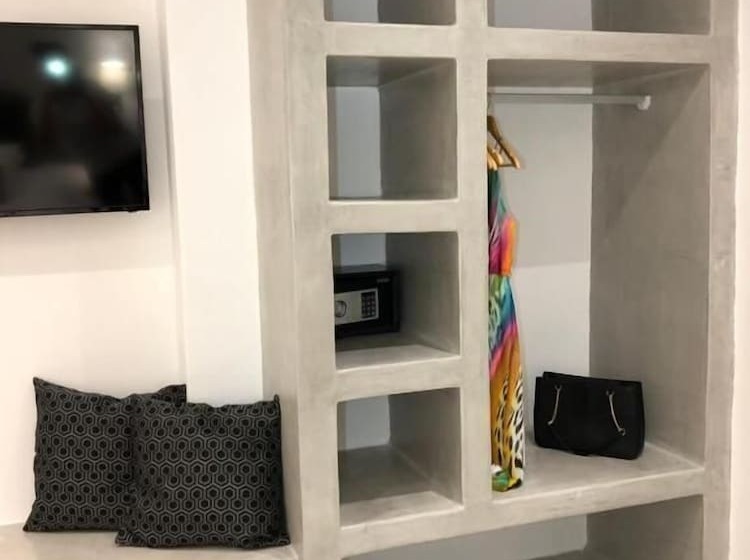 Hotelli Potamida Suites