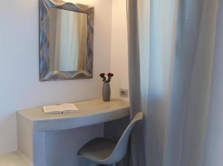 Hotelli Potamida Suites