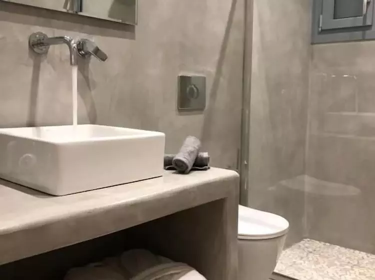 ホテル Potamida Suites