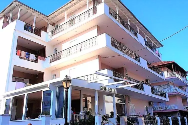 Hôtel Siros