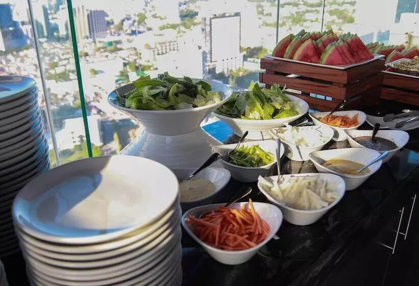 ホテル Noble Cebu