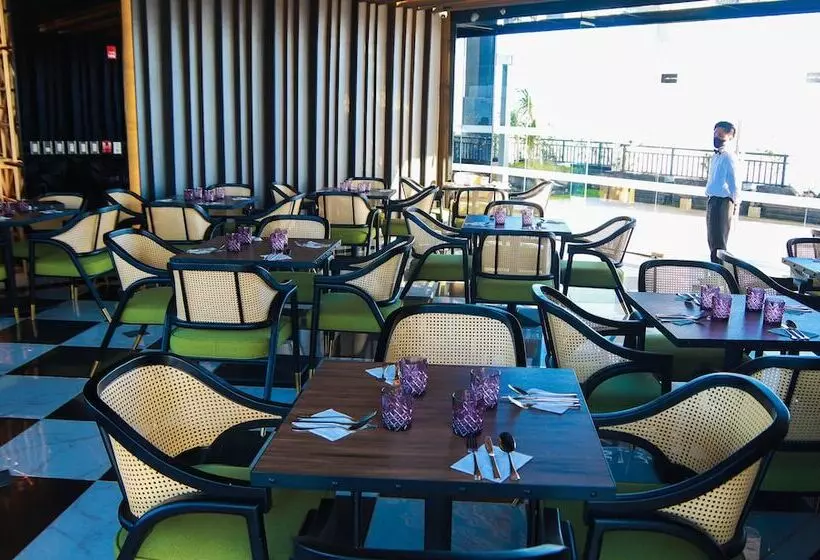 ホテル Noble Cebu