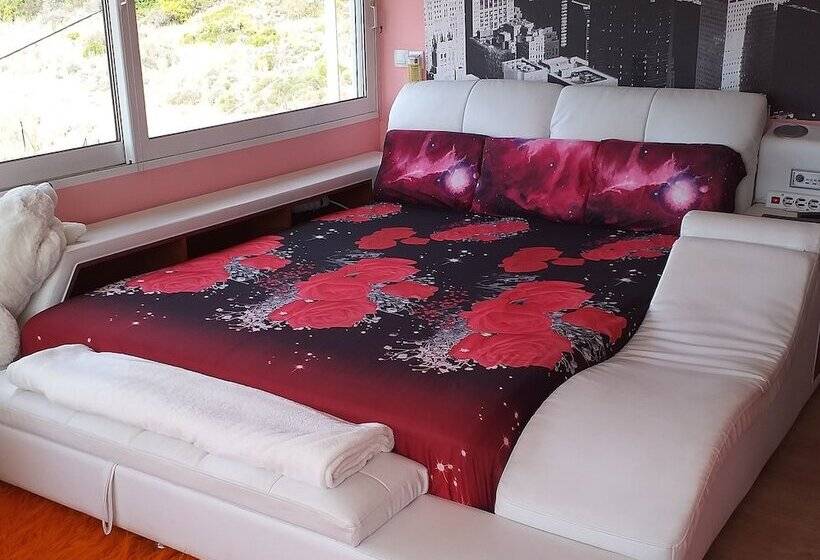 Pensjonat Free Mini Pool Jacuzzi Airport House   Up To 8 People