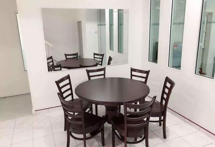 پانسیون Langkawi Destaz