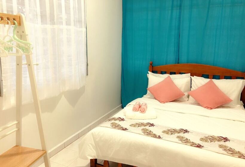 펜션 Langkawi Destaz