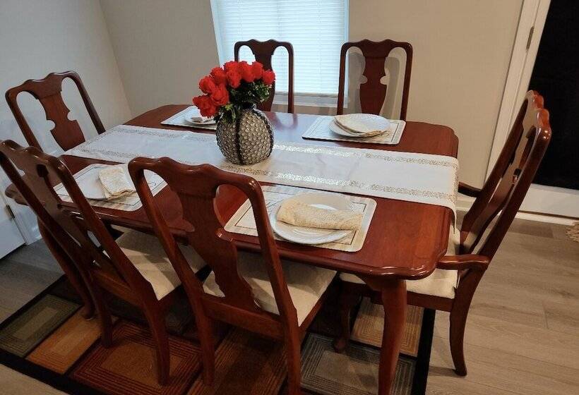 פנסיון Ryan Home