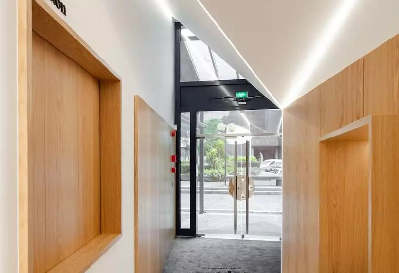 پانسیون Sophia Oporto Urban Suites