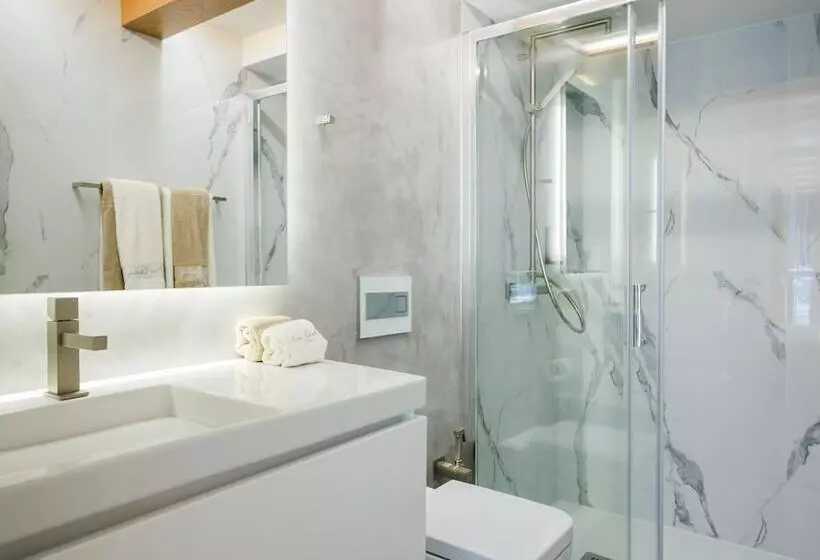 پانسیون Sophia Oporto Urban Suites