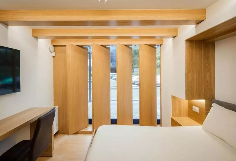 پانسیون Sophia Oporto Urban Suites