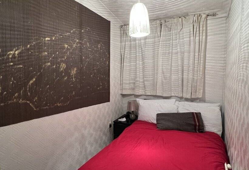 דירת נופש Stunning 3 Bed House In Enfield, Can Sleep 10