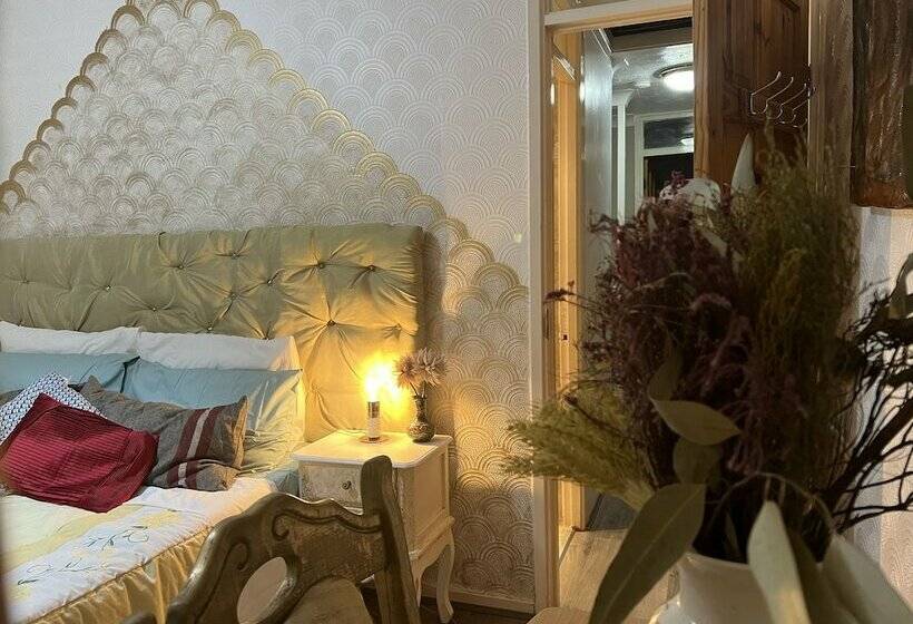 דירת נופש Stunning 3 Bed House In Enfield, Can Sleep 10