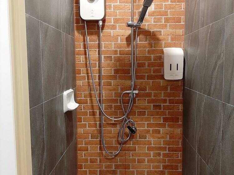 Jomtien Beach Hostel