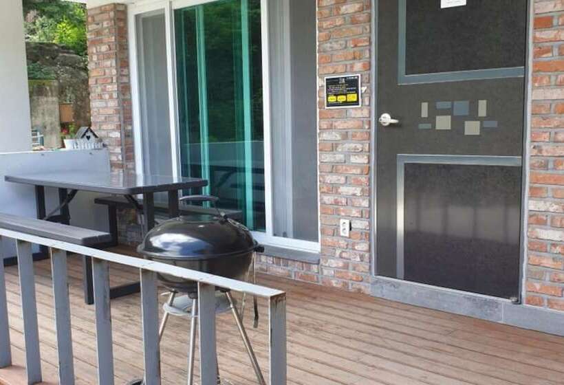 Ulsan Daeunsan Valley Pension