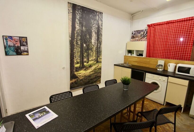 Bedandbike Loft Hostel