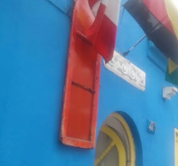 Blue House Backpackers Hostel