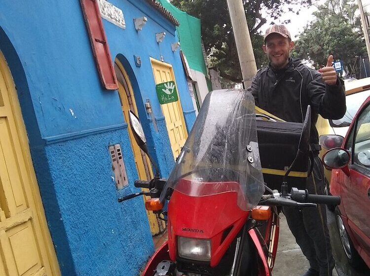 Blue House Backpackers Hostel