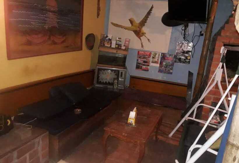 Blue House Backpackers Hostel