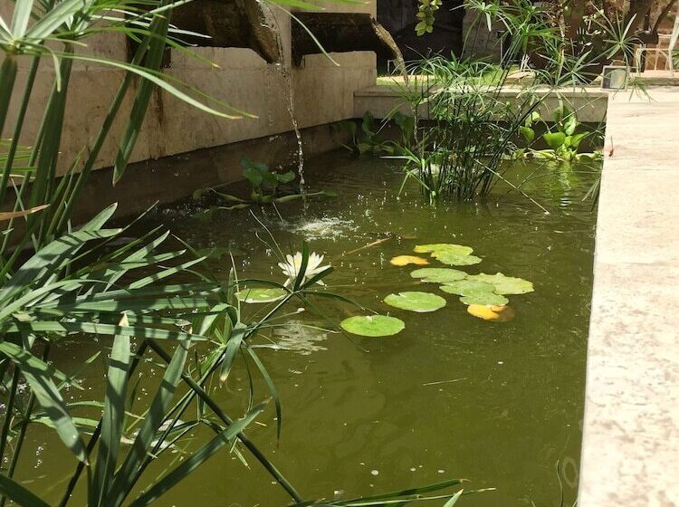 هتل Arthaus Beirut