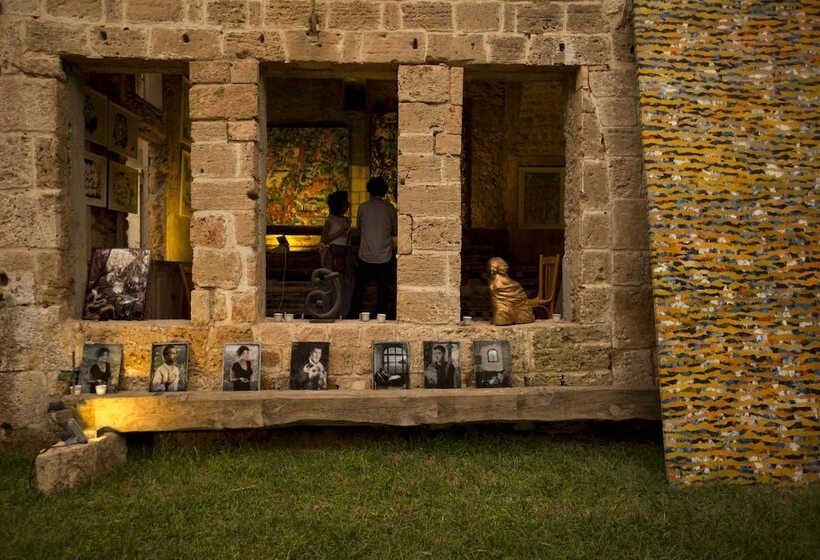 هتل Arthaus Beirut