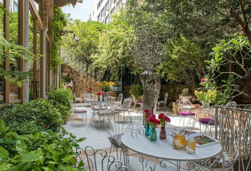 هتل Arthaus Beirut