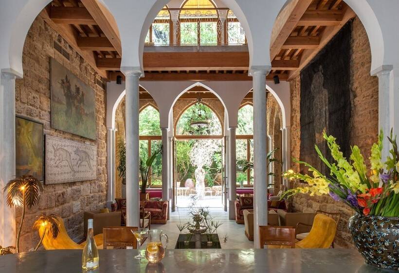 هتل Arthaus Beirut