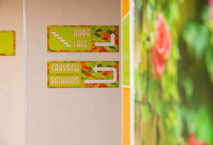 ホテル Kraski Leta