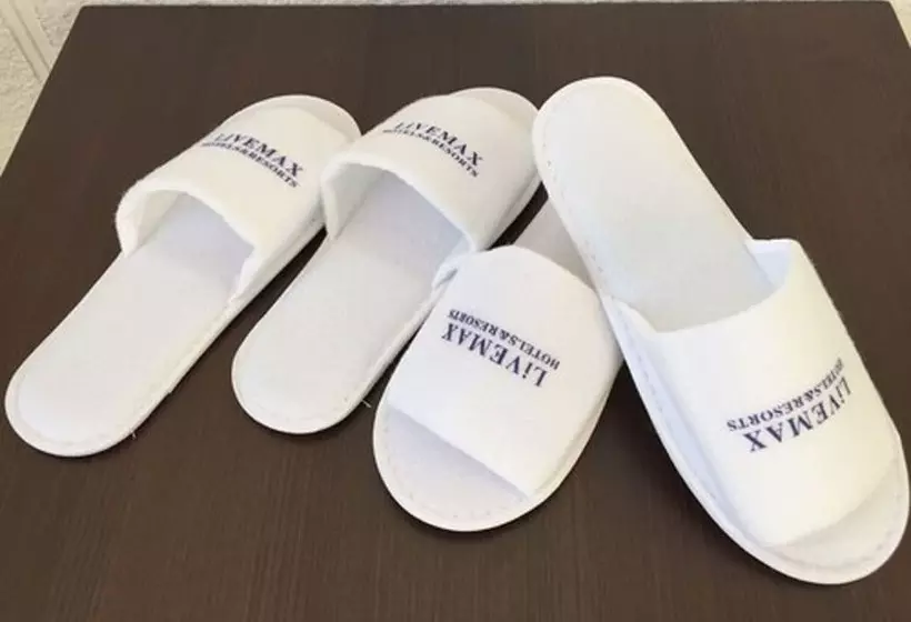 هتل Livemax Yokohama Stadium Mae