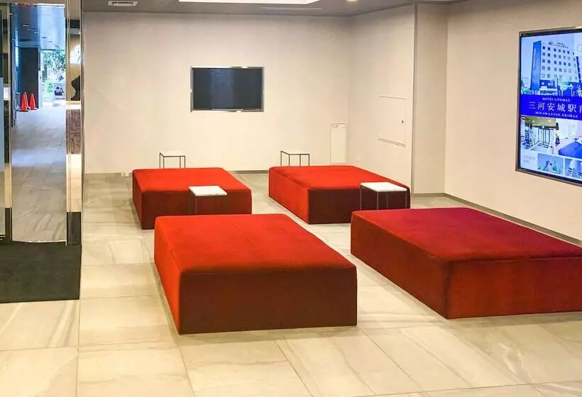 هتل Livemax Yokohama Stadium Mae