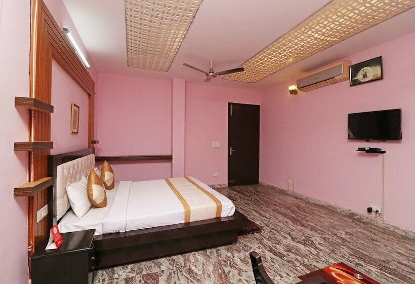 בית מלון כפרי Vinayak Royal Palace By Oyo Rooms