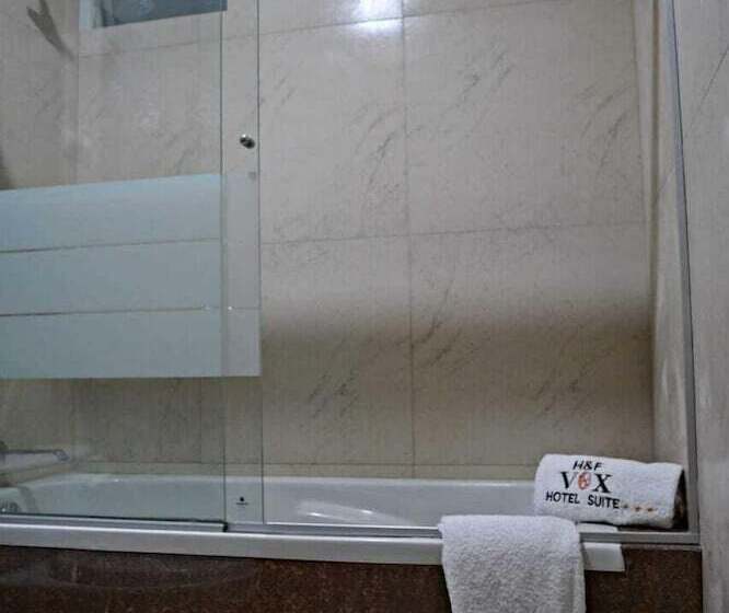 فندق Vox69 Suites