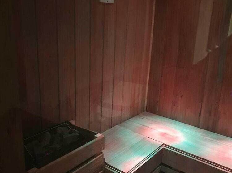 فندق Vox69 Suites