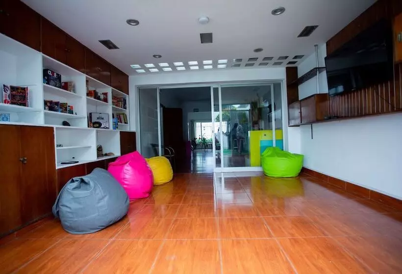 La Unsha Hostel