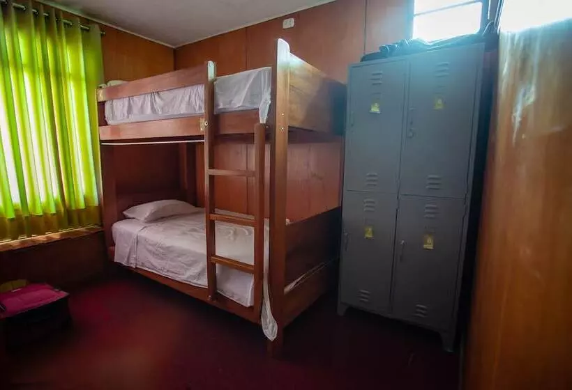 La Unsha Hostel
