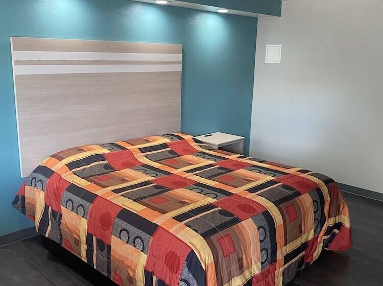 汽车旅馆  Cass Lake