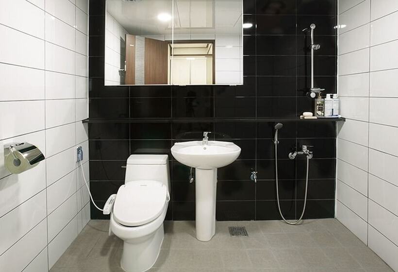 پانسیون Busan Ohnpax Residence