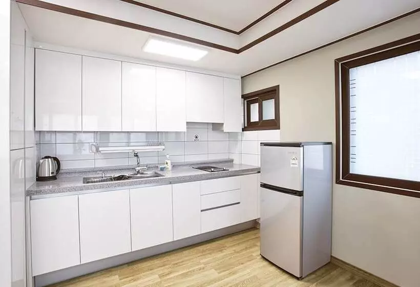پانسیون Busan Ohnpax Residence