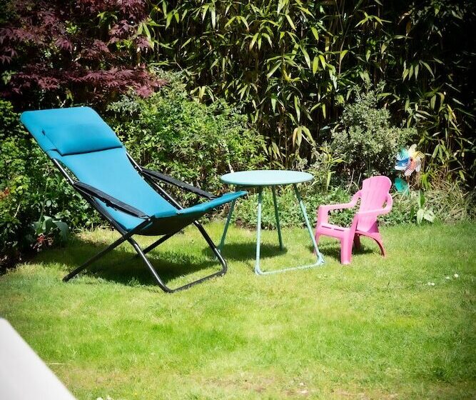 پانسیون Maison Du Jardin Botanique