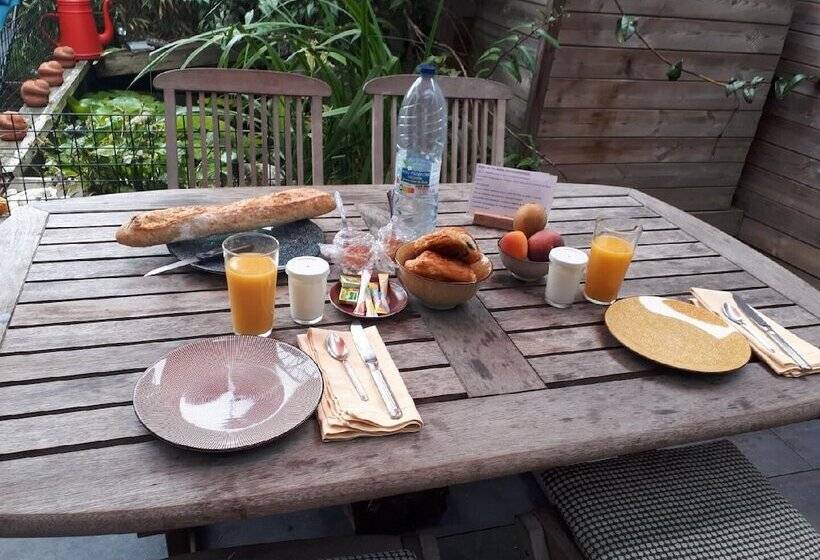 پانسیون Maison Du Jardin Botanique