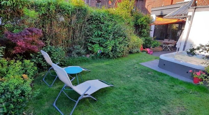 پانسیون Maison Du Jardin Botanique