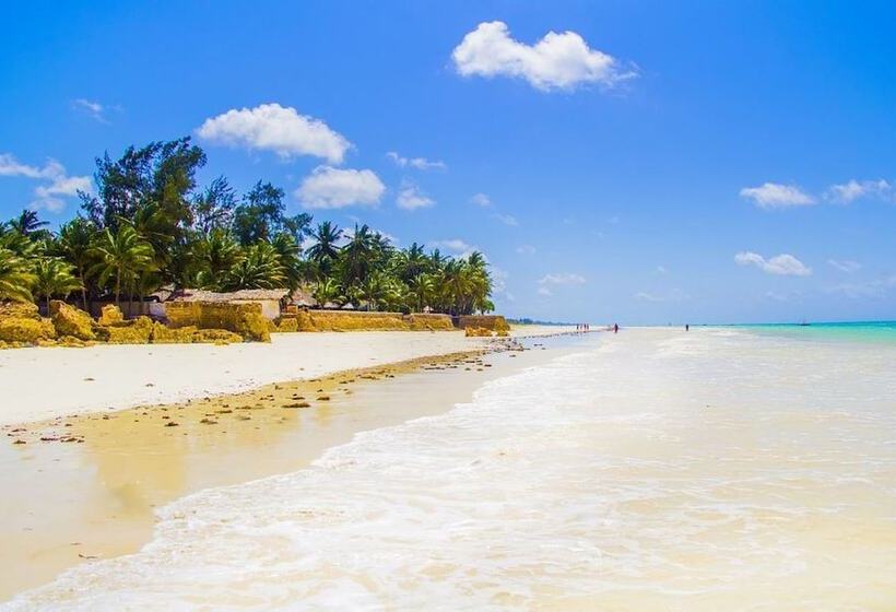 پانسیون Queens Chateau Boutique Villa