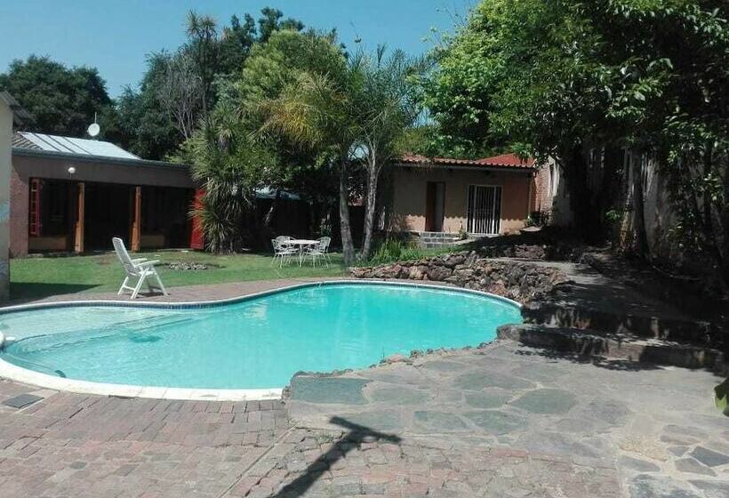 Randburg Boarding Hostel